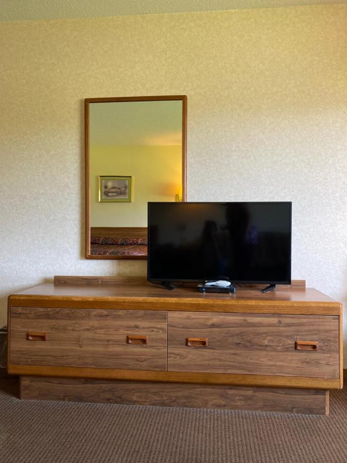 Amerivu Inn Prentice ภายนอก รูปภาพ