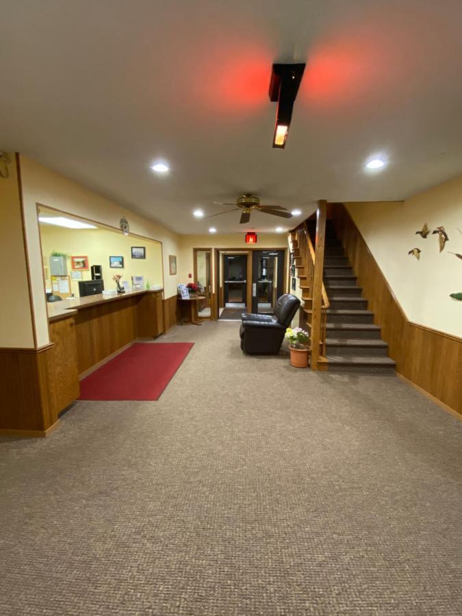 Amerivu Inn Prentice ภายนอก รูปภาพ