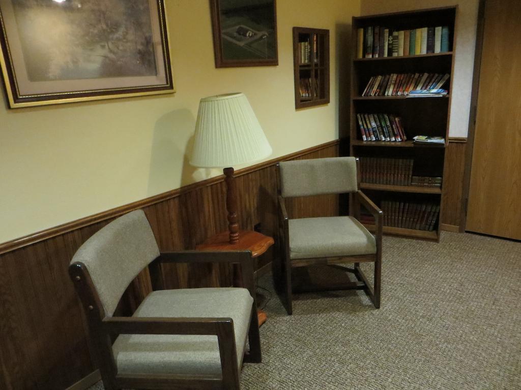 Amerivu Inn Prentice ภายนอก รูปภาพ