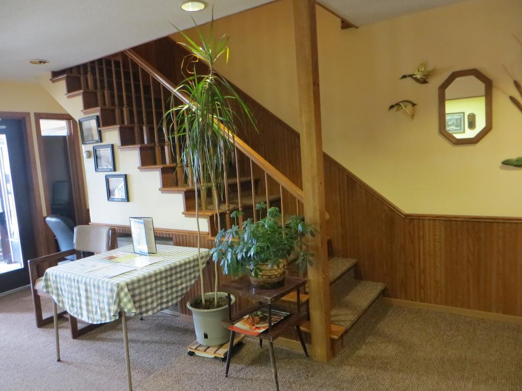 Amerivu Inn Prentice ภายนอก รูปภาพ